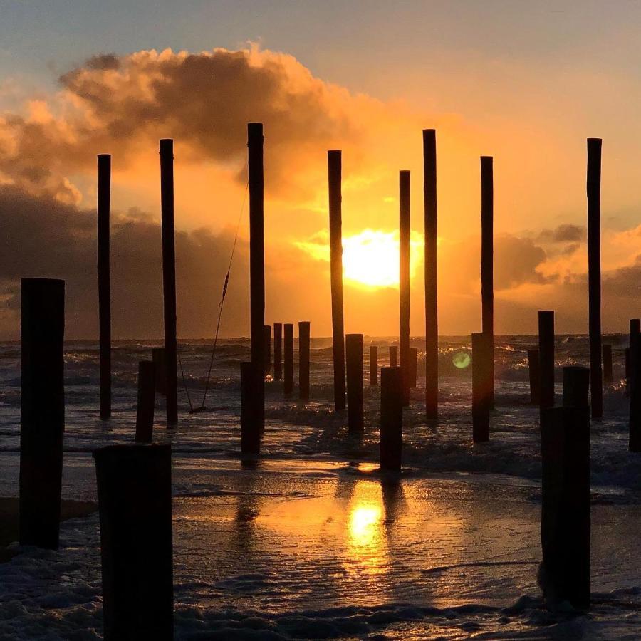 Strandhuis De Zeeparel Met Hottub Petten Exterior foto