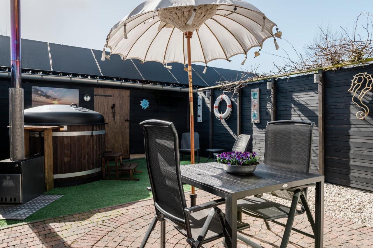 Strandhuis De Zeeparel Met Hottub Petten Exterior foto